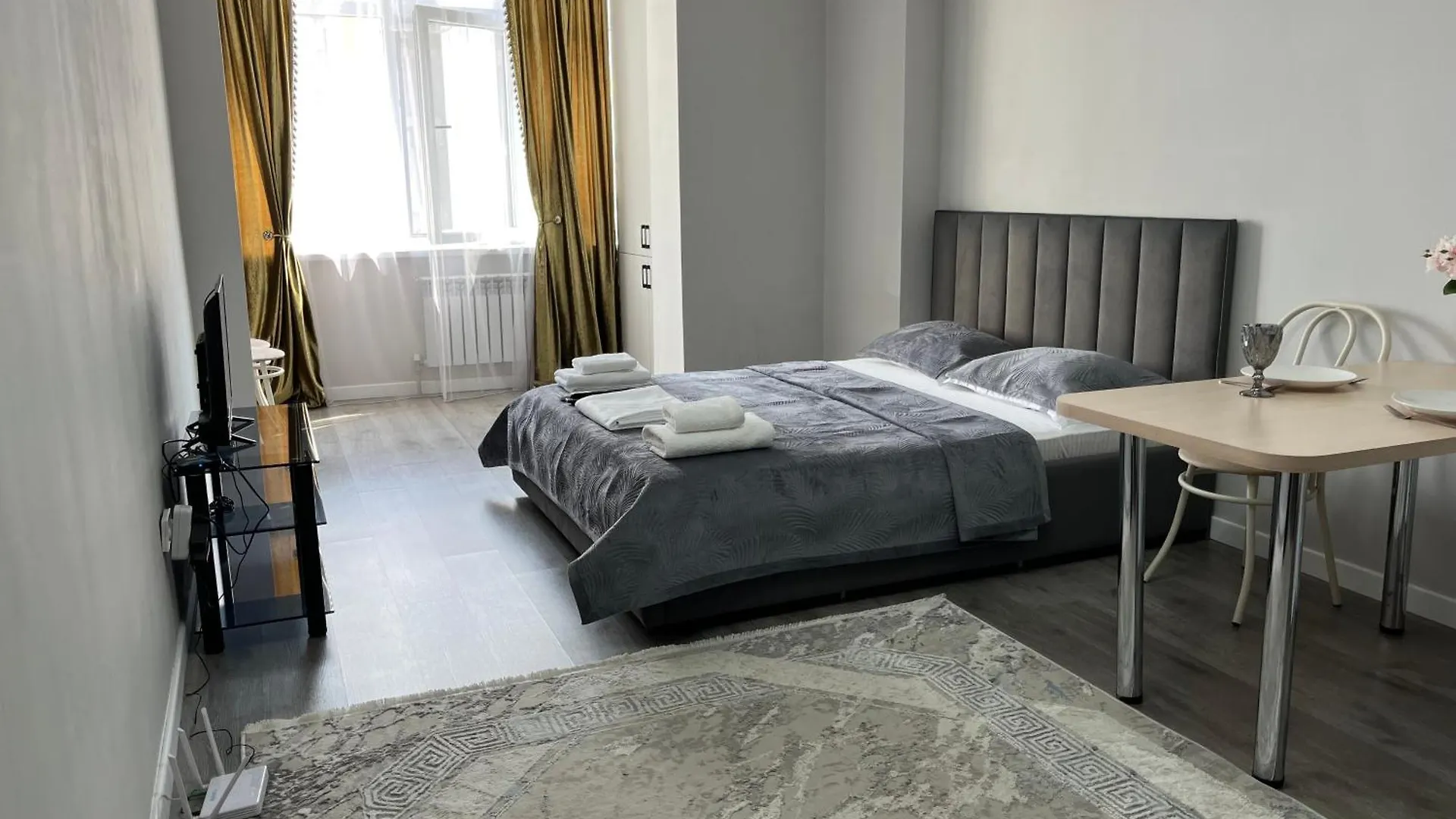 Daily short term flat Apartment Almaty